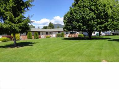 Main picture of 4310 N Crown Ave