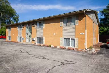 Main picture of 1110 Lewis St