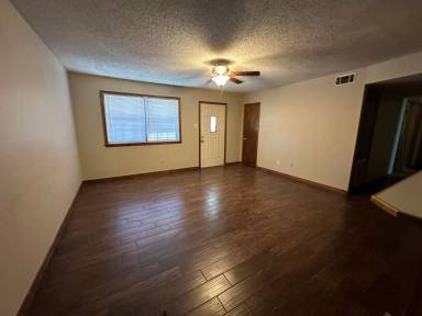 Main picture of 603 Twin Oak Dr