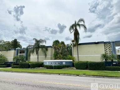 Main picture of 1301 S Howard Ave