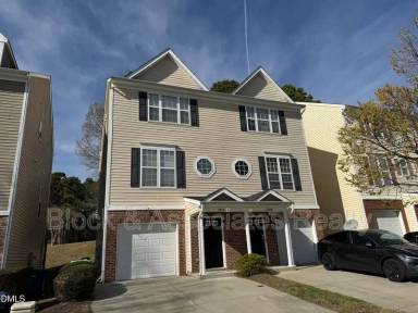 Main picture of 2212 Persimmon Ridge Dr