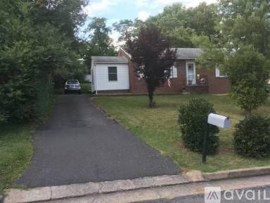 Main picture of 700 Spring Pkwy