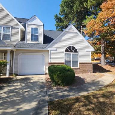 Main picture of 5015 Bartholomews Ln