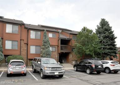 Main picture of 1255 S Balsam St