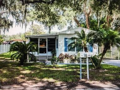 Main picture of 4716 Olive Dr