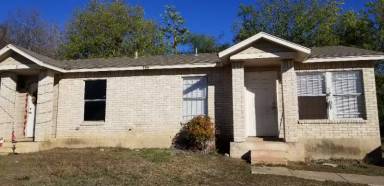 Main picture of 4222 Woodmanor Dr