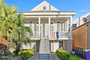 Main picture of 2313 Soniat St
