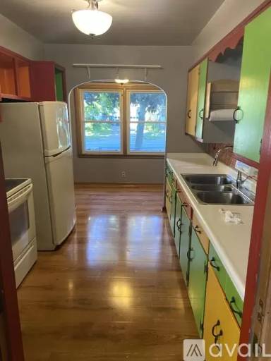 Main picture of 229 Grand St