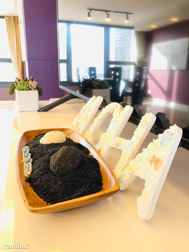 Main picture of Yacht Harbor Towers 2