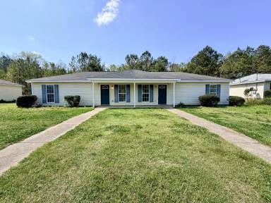 Main picture of 16 Crosswinds Rd