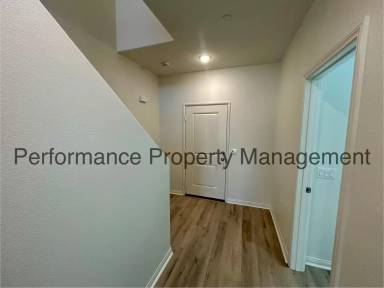 Main picture of 6008 Cuzco Way