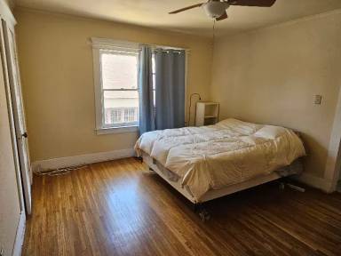 Main picture of 1424 W 37th Dr