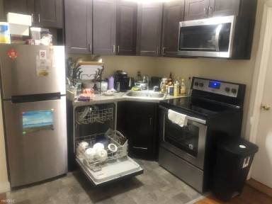 Main picture of 1132 Commonwealth Ave