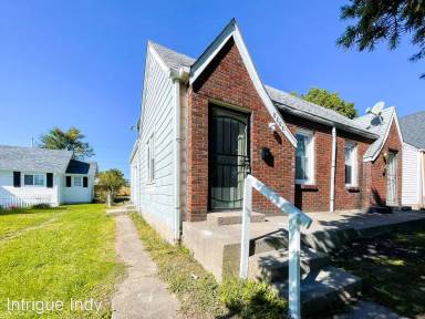 Main picture of 1510 N Gladstone Ave