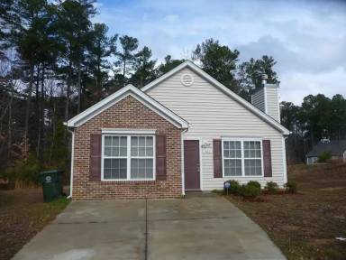 Main picture of 905 Roxy St