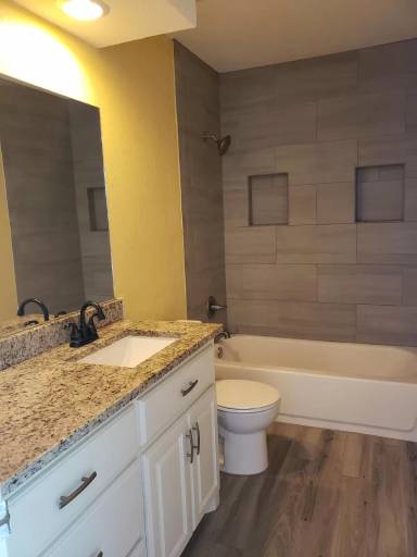 Main picture of 2803 Moss Ave