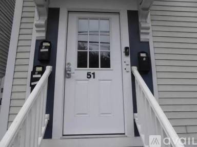Main picture of 51 Woodward St