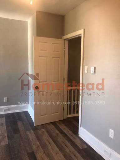 Main picture of 107 S 4th St