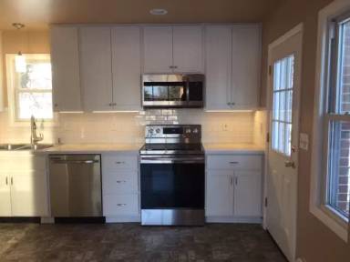 Main picture of 3204 Bingen Rd