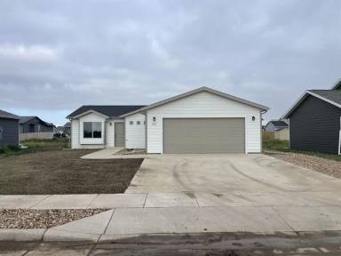 Main picture of 663 Eagle Ct