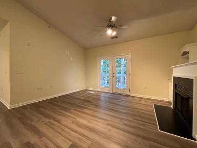 Main picture of 334 McKenna Cir
