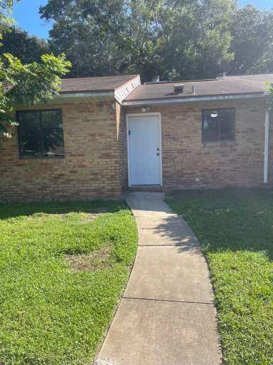 Main picture of 1584 Revere Ln