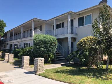 Main picture of 900 S Highland Ave