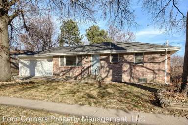 Main picture of 7320 Garland St