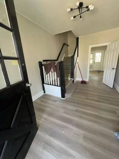 Main picture of 24 E Mowry St