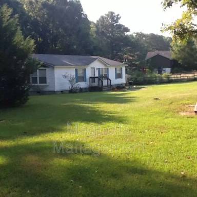Main picture of 472 Hawks Rd