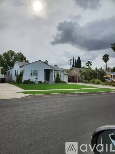 Main picture of 5779 Enfield Ave