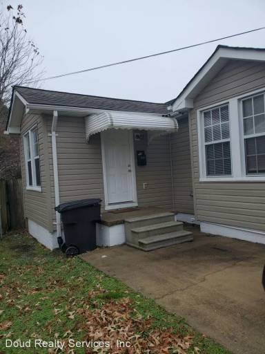 Main picture of 8 Sampson Pl