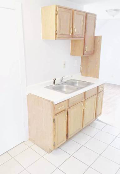 Main picture of 1223 Rice St