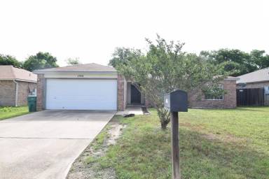 Main picture of 1901 Liberty Hill Dr
