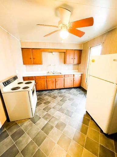 Main picture of 753 E High Ave