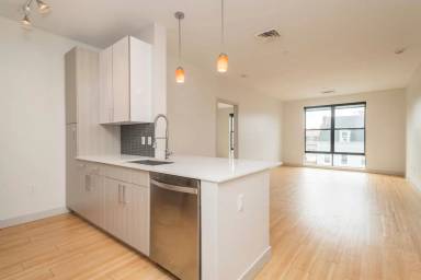 Main picture of 1322 Commonwealth Ave