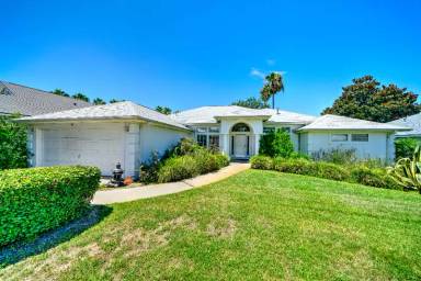 Main picture of 373 S Shore Dr