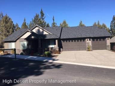 Main picture of 2612 NW Pine Terrace Dr