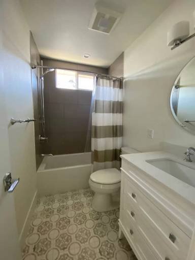 Main picture of 420 1/2 Heliotrope Ave