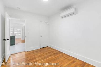 Main picture of 246 N Kenwood St