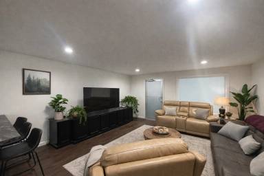 Main picture of 52 Jackson Rd