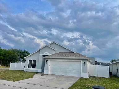 Main picture of 2679 Chatham Cir