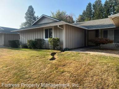 Main picture of 2342 SE 7th St