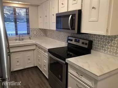 Main picture of 1481 Rainier Ct