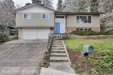Main picture of 3820 SW Iowa St