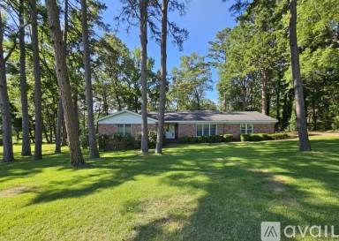 Main picture of 175 Bluff View Dr