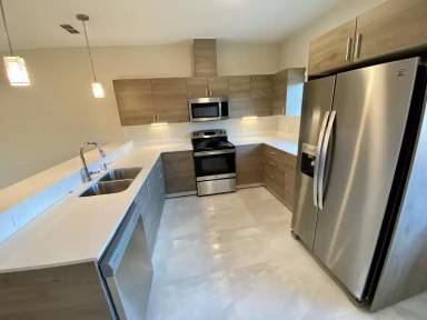 Main picture of 2701 S J St