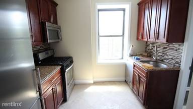 Main picture of 330 Lewis Ave
