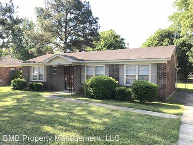 Main picture of 3304 Loch Haven Rd
