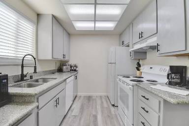 Main picture of 1104F F St